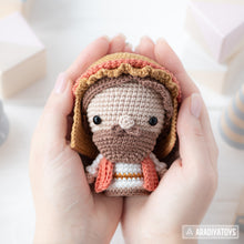 Charger l'image dans la galerie, 4 in 1 Nativity Crochet Pattern Set Mary Baby Jesus Joseph Stable DIY Christmas Mini Amigurumi Patterns Nativity Scene (Tutorial PDF file)