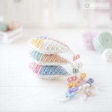 Charger l'image dans la galerie, Kawaii Kite from "AradiyaToys Kawaii” collection / Crochet Pattern (Amigurumi Tutorial PDF File), Keychain Beginner Handmade DIY Pin Cushion