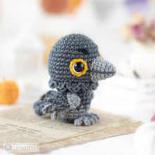 Load image into Gallery viewer, raven crochet pattern halloween decor crow amigurumi tutorial by AradiyaToys mini kingdom crochet DIY file handmade PDF amigurumi pattern