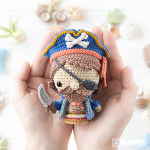 Treasure Island from “Mini Kingdom” collection / crochet patterns by AradiyaToys (Amigurumi tutorial PDF file), pirate, ship, parrot, chest