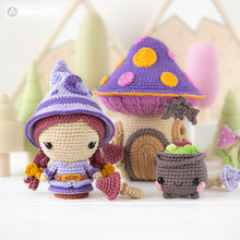 Charger l'image dans la galerie, Midnight Swamp from “Mini Kingdom” collection halloween crochet pattern by AradiyaToys Amigurumi tutorial PDF file witch frog venus fly trap