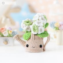Charger l'image dans la galerie, Kawaii Watering Can with Hydrangea from "AradiyaToys Kawaii” collection / Crochet Pattern (Amigurumi Tutorial PDF File) Handmade Flowers DIY