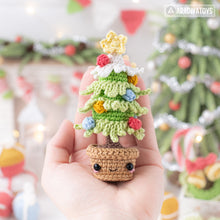 Load image into Gallery viewer, kawaii mini Christmas tree crochet pattern amigurumi tutorial AradiyaToys Christmas tree decor ornament xmas crochet DIY lesson PDF file
