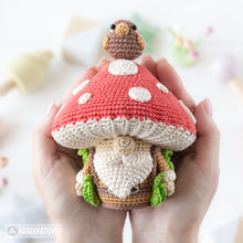 Carica l'immagine nel visualizzatore di Gallery, amigurumi mushroom gnome crochet pattern by AradiyaToys mini kingdom gnomes crochet DIY tutorial PDF file handmade gnome amigurumi pattern