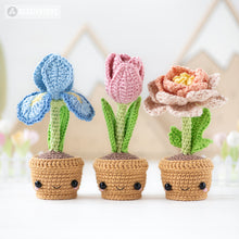 Charger l'image dans la galerie, Secret Garden from “Mini Kingdom” collection / crochet patterns by AradiyaToys (Amigurumi tutorial PDF file), crochet flowers, amigurumi gnome, crochet ladybug, amigurumi gardener