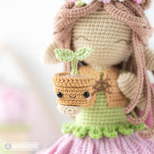 Load image into Gallery viewer, Friendy Luna with Kawaii Sprout from &quot;AradiyaToys Friendies&quot; collection / crochet doll pattern (Amigurumi tutorial PDF file), elf doll dress

