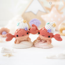 Carica l'immagine nel visualizzatore di Gallery, amigurumi kawaii crab crochet pattern AradiyaToys sea creatures crochet DIY tutorial PDF file handmade mini hermit crab amigurumi pattern