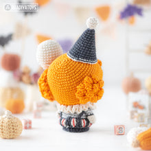 Load image into Gallery viewer, sad clown crochet pattern halloween amigurumi tutorial AradiyaToys spooky season crochet DIY tutorial PDF file handmade amigurumi pattern