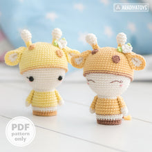 Charger l'image dans la galerie, Mini Sonya the Giraffe from "AradiyaToys Minis” collection / toy crochet pattern by AradiyaToys (Amigurumi tutorial PDF file)