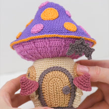 Charger et lire la vidéo dans la visionneuse de la Galerie, Midnight Swamp from “Mini Kingdom” collection halloween crochet pattern by AradiyaToys Amigurumi tutorial PDF file witch frog venus fly trap