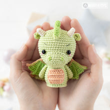 Charger l'image dans la galerie, Royal Tale from “Mini Kingdom” collection / crochet patterns by AradiyaToys (Amigurumi tutorial PDF file), dragon, unicorn, knight, horse