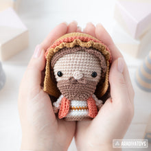 Charger l'image dans la galerie, Minis Nativité de la collection “AradiyaToys Minis” / modèle nativité au crochet par AradiyaToys (Tutoriel amigurumi au format PDF), mini crochet