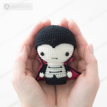 Charger l'image dans la galerie, Halloween Minis set from “AradiyaToys Minis” collection / crochet pattern by AradiyaToys (Amigurumi tutorial PDF file)