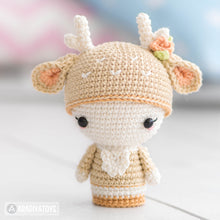 Charger l'image dans la galerie, Mini Annie the Deer from "AradiyaToys Minis” collection / little doll crochet pattern by AradiyaToys (Amigurumi tutorial PDF file)