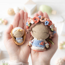 Load image into Gallery viewer, Ukrainian Family from “Mini Kingdom” collection / crochet patterns by AradiyaToys (Amigurumi tutorial PDF file) / crochet ukraine / amigurumi stork
