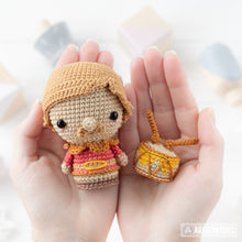 Charger l'image dans la galerie, Royal Servants from “Mini Kingdom” collection, crochet patterns by AradiyaToys (Amigurumi tutorial PDF file), joker, astronomer, chef, drummer