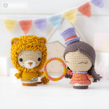 Charger l'image dans la galerie, Circus Minis from “AradiyaToys Minis” collection / crochet patterns by AradiyaToys (Amigurumi tutorial PDF file) / crochet circus / clown