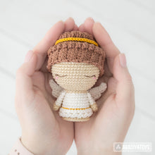 Charger l'image dans la galerie, Easter Minis set from “AradiyaToys Minis” collection / easter crochet pattern by AradiyaToys (Amigurumi tutorial PDF file)