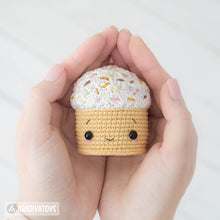 Charger l'image dans la galerie, Easter Minis set from “AradiyaToys Minis” collection / easter crochet pattern by AradiyaToys (Amigurumi tutorial PDF file)