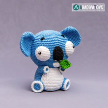 Charger l'image dans la galerie, Crochet Pattern of Koala Noah from "AradiyaToys Design" (Amigurumi tutorial PDF file) / cute koala crochet pattern by AradiyaToys
