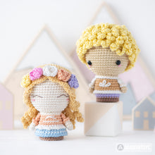 Charger l'image dans la galerie, The Lost Prince and Princess from “AradiyaToys Minis” collection / crochet pattern by AradiyaToys (Amigurumi tutorial PDF file)