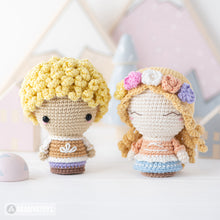 Charger l'image dans la galerie, The Lost Prince and Princess from “AradiyaToys Minis” collection / crochet pattern by AradiyaToys (Amigurumi tutorial PDF file)