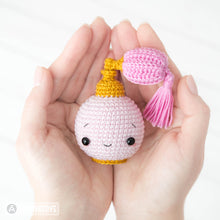 Charger l'image dans la galerie, Valentine Minis set from “AradiyaToys Minis” collection / cute crochet pattern by AradiyaToys (Amigurumi tutorial PDF file)