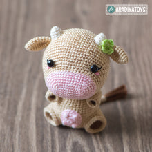 Charger l'image dans la galerie, Crochet Pattern of Cow Mia from "AradiyaToys Design" (Amigurumi tutorial PDF file) / cute cow crochet pattern by AradiyaToys