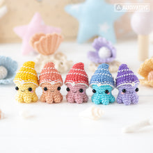 Laden Sie das Bild in den Galerie-Viewer, kawaii mollusc crochet pattern baby octopus amigurumi tutorial by AradiyaToys mini kingdom crochet DIY file handmade PDF amigurumi pattern
