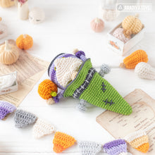 Load image into Gallery viewer, halloween crochet pattern for frankenstein gnome amigurumi tutorial AradiyaToys spooky season crochet DIY tutorial PDF file handmade pattern
