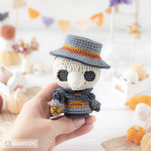 Load image into Gallery viewer, plague doctor crochet pattern halloween amigurumi tutorial AradiyaToys spooky season crochet DIY tutorial PDF file handmade amigurumi pattern

