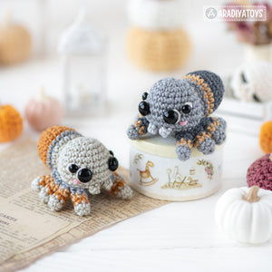 baby spider crochet pattern halloween amigurumi tutorial AradiyaToys mini kingdom crochet tarantula DIY file handmade PDF amigurumi pattern