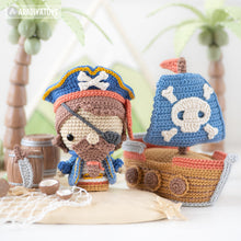 Afbeelding in Gallery-weergave laden, Treasure Island from “Mini Kingdom” collection / crochet patterns by AradiyaToys (Amigurumi tutorial PDF file), pirate, ship, parrot, chest
