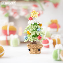 Indlæs billede til gallerivisning Christmas Crochet Pattern Mini Amigurumi Toys Set Gnome Santa Sleigh Elf Deer Christmas Tree Bear Christmas Decorations DIY Ornament Xmas
