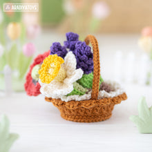 Afbeelding in Gallery-weergave laden, flower basket crochet pattern PDF narcissus poppy lavender amigurumi flowers DIY tutorial mini kingdom handmade instant download bouquet
