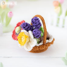 Afbeelding in Gallery-weergave laden, flower basket crochet pattern PDF narcissus poppy lavender amigurumi flowers DIY tutorial mini kingdom handmade instant download bouquet
