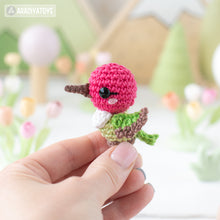 Załaduj obraz do przeglądarki galerii, hummingbird crochet pattern PDF amigurumi bird toy DIY tutorial flower field mini kingdom garden animal instant download pattern bird lovers
