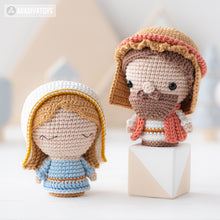 Load image into Gallery viewer, 4 in 1 Nativity Crochet Pattern Set Mary Baby Jesus Joseph Stable DIY Christmas Mini Amigurumi Patterns Nativity Scene (Tutorial PDF file)
