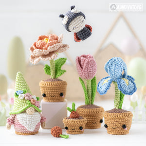 Secret Garden from “Mini Kingdom” collection / crochet patterns by AradiyaToys (Amigurumi tutorial PDF file), crochet flowers, amigurumi gnome, crochet ladybug, amigurumi gardener