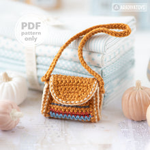 Indlæs billede til gallerivisning crossbody bag crochet pattern amigurumi AradiyaToys doll accessories crochet DIY tutorial PDF file handmade bag amigurumi pattern keychain

