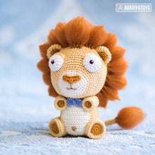 Laden Sie das Bild in den Galerie-Viewer, Crochet Pattern of Lion Cubs Bobby and Lily from &quot;AradiyaToys Design&quot; (Amigurumi tutorial PDF file) / lion crochet pattern by AradiyaToys
