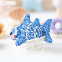 Load image into Gallery viewer, amigurumi whale shark crochet pattern by AradiyaToys mini kingdom crochet whale shark DIY tutorial PDF file handmade fish amigurumi pattern
