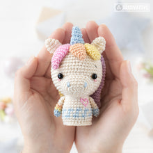 Indlæs billede til gallerivisning Royal Tale from “Mini Kingdom” collection / crochet patterns by AradiyaToys (Amigurumi tutorial PDF file), dragon, unicorn, knight, horse
