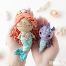 Cargar imagen en el visor de la galería, Kawaii Ocean Minis from “AradiyaToys Minis” collection / crochet patterns (Amigurumi tutorial PDF file) / crochet mermaid / amigurumi triton
