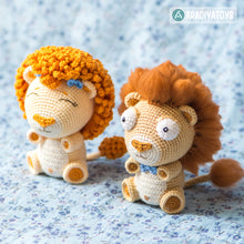 Załaduj obraz do przeglądarki galerii, Crochet Pattern of Lion Cubs Bobby and Lily from &quot;AradiyaToys Design&quot; (Amigurumi tutorial PDF file) / lion crochet pattern by AradiyaToys
