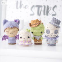 Załaduj obraz do przeglądarki galerii, Halloween Minis set 2 from “AradiyaToys Minis” collection / crochet pattern by AradiyaToys (Amigurumi tutorial PDF file)
