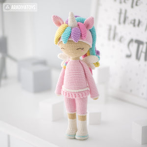 Friendy Emily the Unicorn from "AradiyaToys Friendies" collection / doll crochet pattern by AradiyaToys (Amigurumi tutorial PDF file)