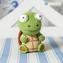 Load image into Gallery viewer, Turtle Gina from “AradiyaToys Design” collection / cute turtle crochet pattern by AradiyaToys (Amigurumi tutorial PDF file)
