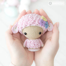 Indlæs billede til gallerivisning Mini Wendy the Lamb from &quot;AradiyaToys Minis” collection / small doll crochet pattern by AradiyaToys (Amigurumi tutorial PDF file)
