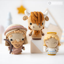 Załaduj obraz do przeglądarki galerii, Nativity Minis set 3 from “AradiyaToys Minis” collection / nativity scene crochet pattern (Amigurumi tutorial PDF file), shepherd, camel, ox
